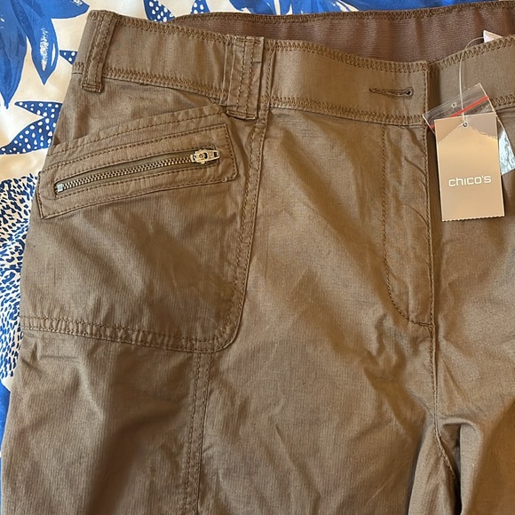 Chico’s Ripstop Utility Crop Cairo Brown, Size 3 NWT - Picture 3 of 5